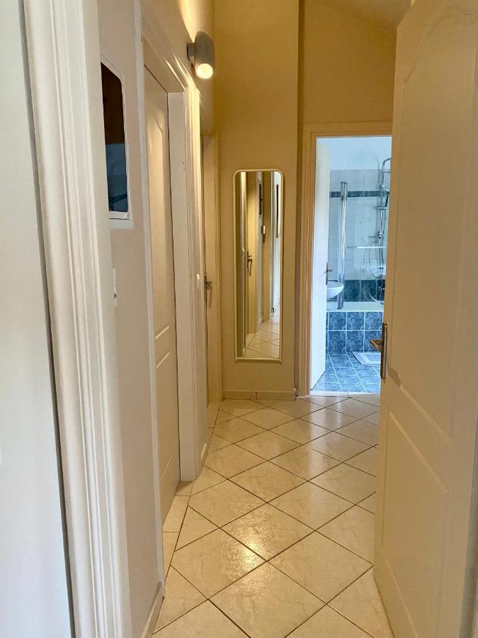 Valeria'S Apartment 阿尔戈斯托利翁 外观 照片